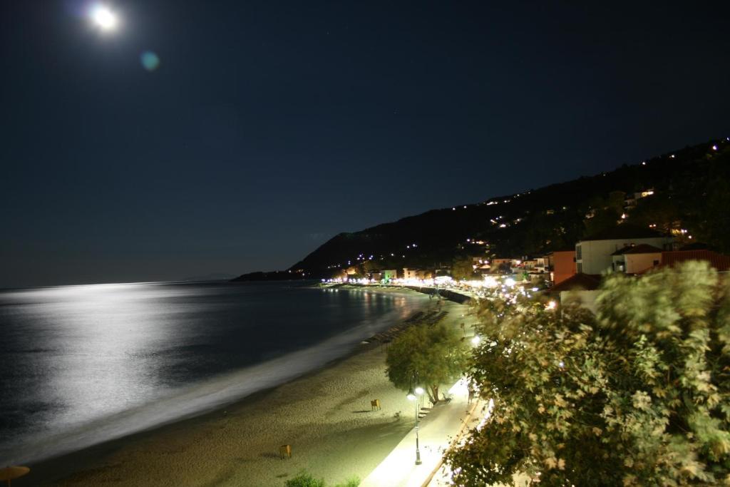 Hotel Manthos Blue Agios Ioannis  Esterno foto